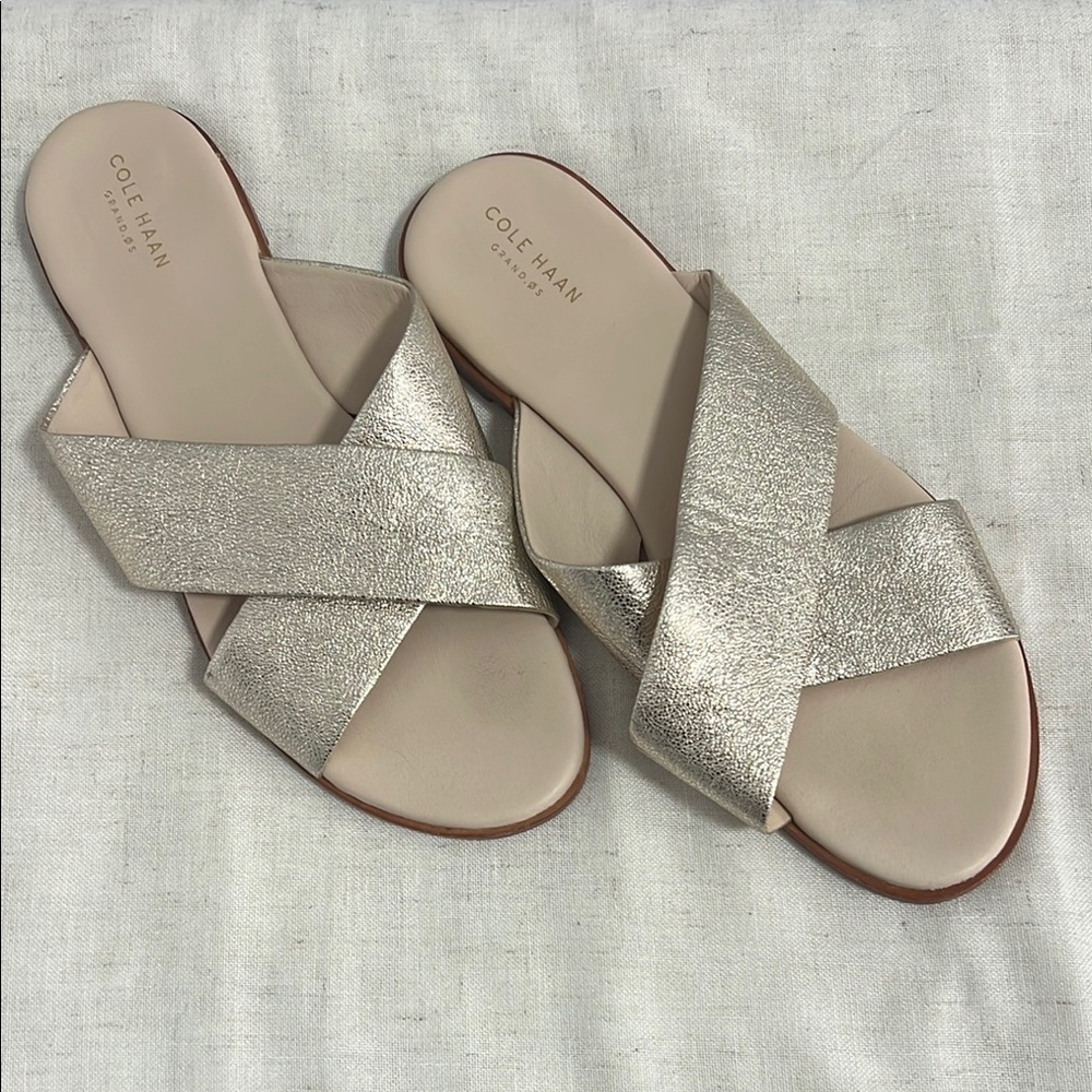 Cole Haan Women’s genuine leather cream/gold Slides size 10B